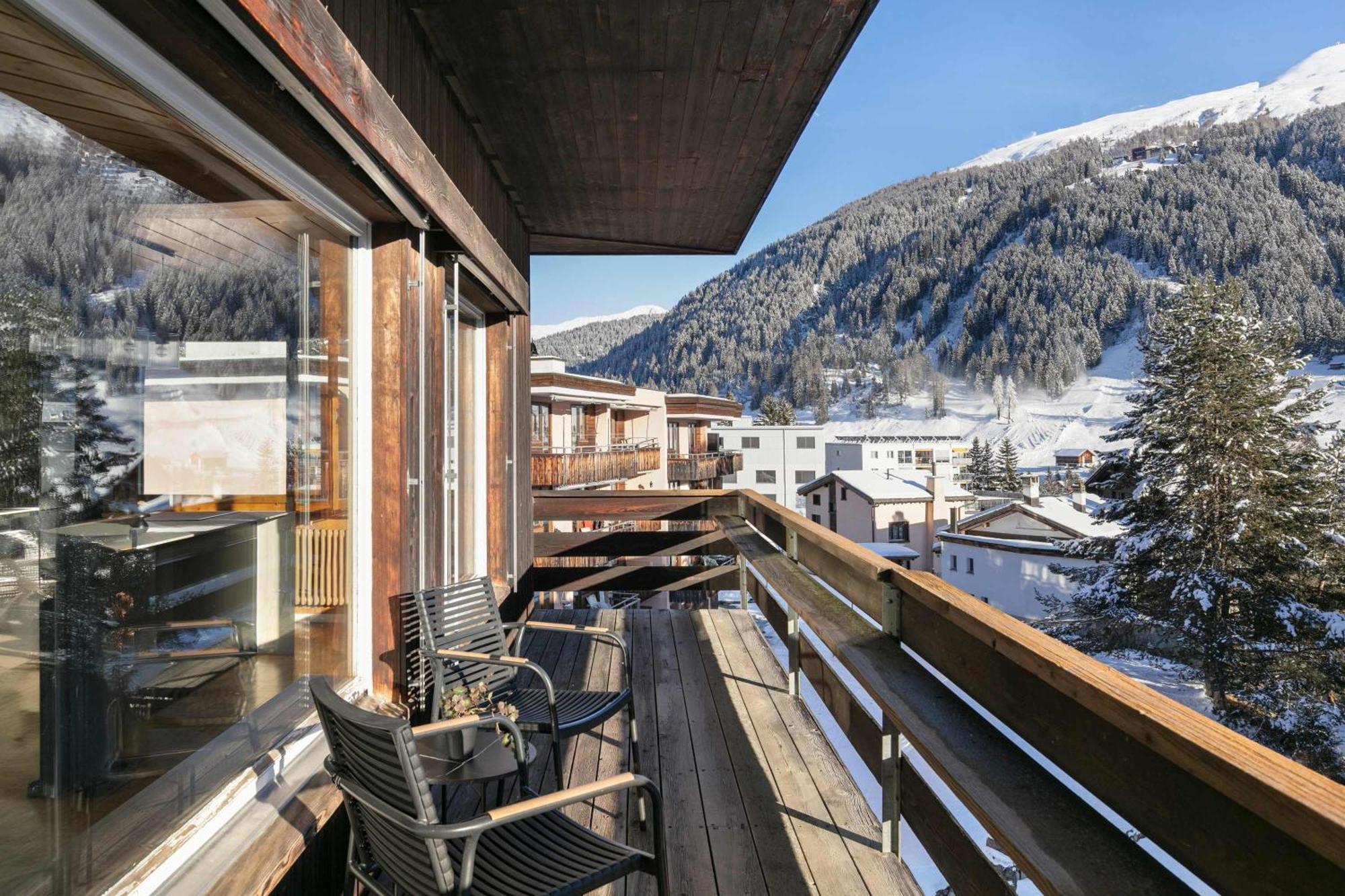 Luxe With Views Private Balcony * Davos